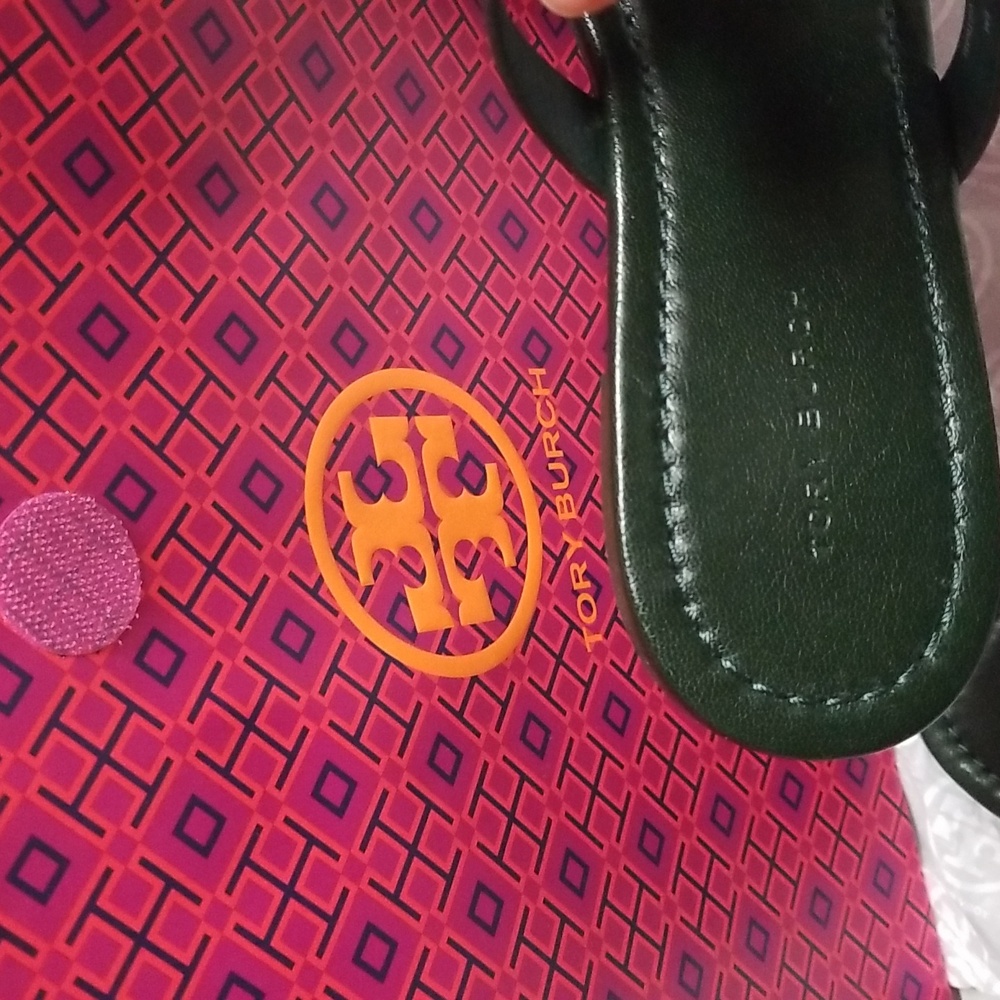 Limited Edition Our Cult Favorite Embellishment Leather Flat Thong Sandals - Picture 9 of 12